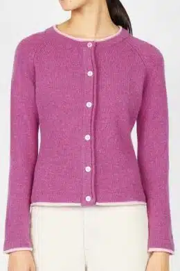 IrelandsEye Knitwear Killiney Cardigan Boysen Berry - La Vie en Rose Damesmode