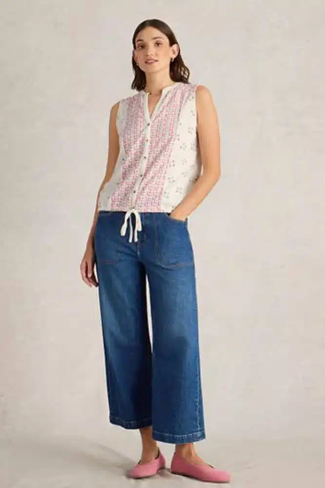 White Stuff Tulip Jersey Sleeveless Shirt Pink Print - La Vie en Rose Damesmode