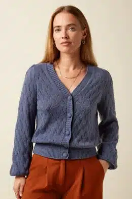 King Louie Cardi V Farfalle Shadow Blue - La Vie en Rose Damesmode