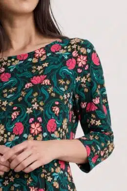 Seasalt Cornwall Wild Bouquet Dress Mirrored Floral Tehidy - La Vie en Rose Damesmode