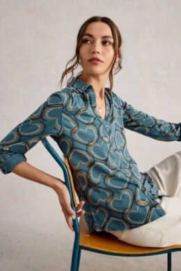 White Stuff Annie Jersey Shirt Blue Print - La Vie en Rose Damesmode