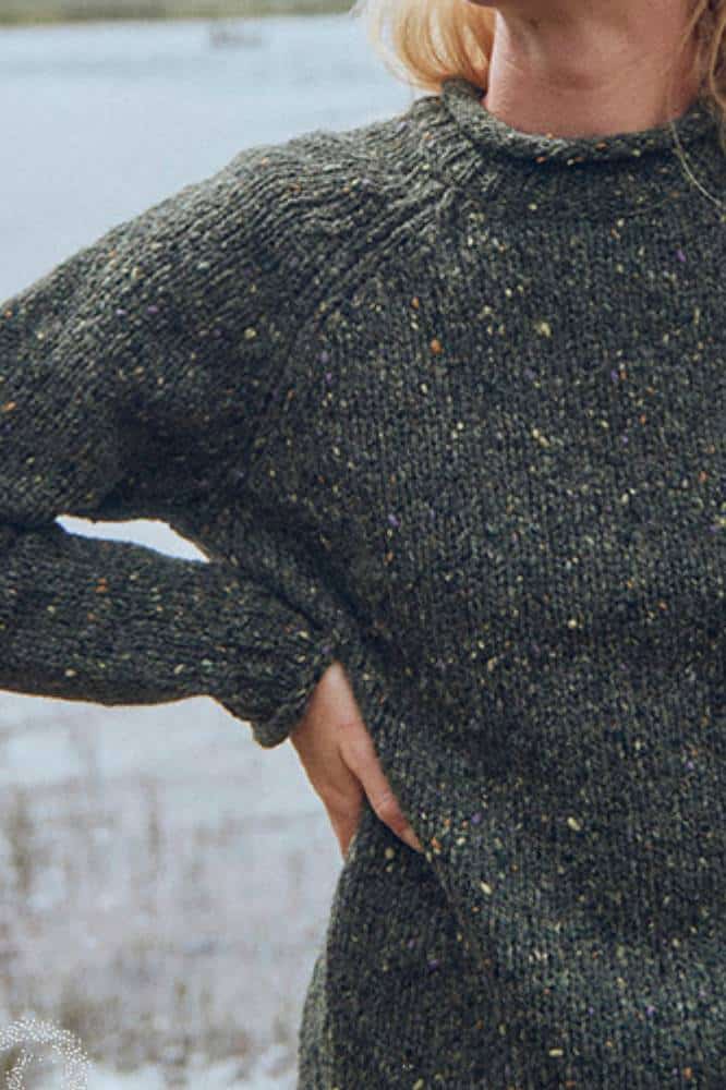 Aran Woollen Mills Ladies Roll Neck Raglan Crew Green - La Vie en Rose Damesmode