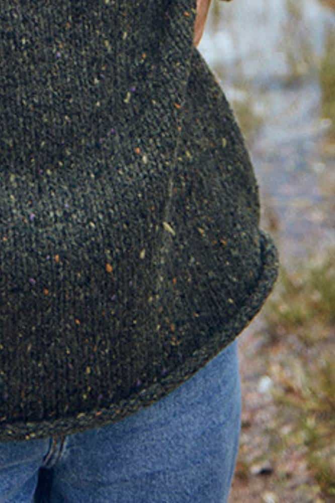 Aran Woollen Mills Ladies Roll Neck Raglan Crew Green - La Vie en Rose Damesmode