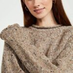 Aran Woollen Mills Ladies Roll Neck Raglan Crew Light Honey - La Vie en Rose Damesmode