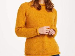 Aran Woollen Mills Ladies Roll Neck Raglan Crew Starfish - La Vie en Rose Damesmode