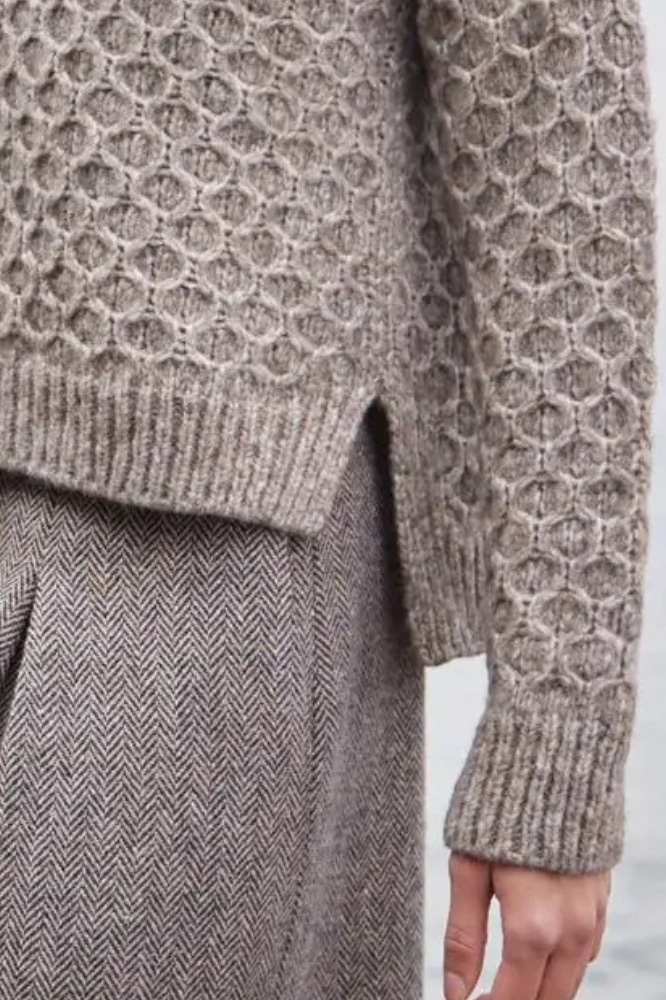 Fisherman out of Ireland Alpaca Honeycomb Stitch Sweater Stone - La Vie en Rose Damesmode Enkhuizen