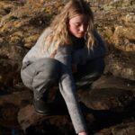 Fisherman out of Ireland Funnel Neck Slouchy Sweater Grey Extrafine Merino - La Vie en Rose Damesmode Enkhuizen