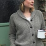 Fisherman out of Ireland Shawl Collar Cardie Tuck Baby Alpaca Smoke - La Vie en Rose Damesmode Enkhuizen