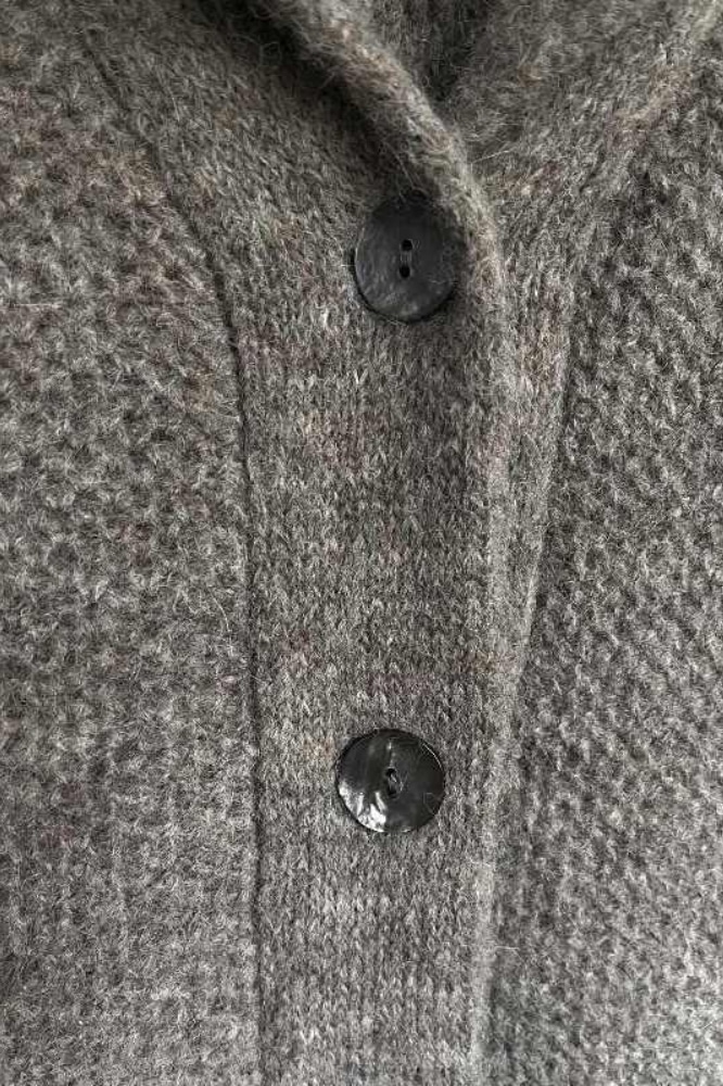 Fisherman out of Ireland Shawl Collar Cardie Tuck Baby Alpaca Smoke - La Vie en Rose Damesmode Enkhuizen