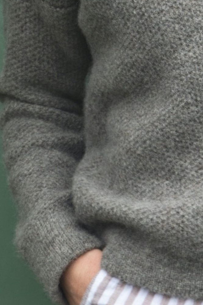 Fisherman out of Ireland Shawl Collar Cardie Tuck Baby Alpaca Smoke - La Vie en Rose Damesmode Enkhuizen