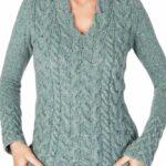 Irelands Eye Horseshoe Cable V Neck Ocean Mist - La Vie en Rose Damesmode