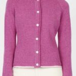 IrelandsEye Knitwear Killiney Cardigan Boysen Berry - La Vie en Rose Damesmode