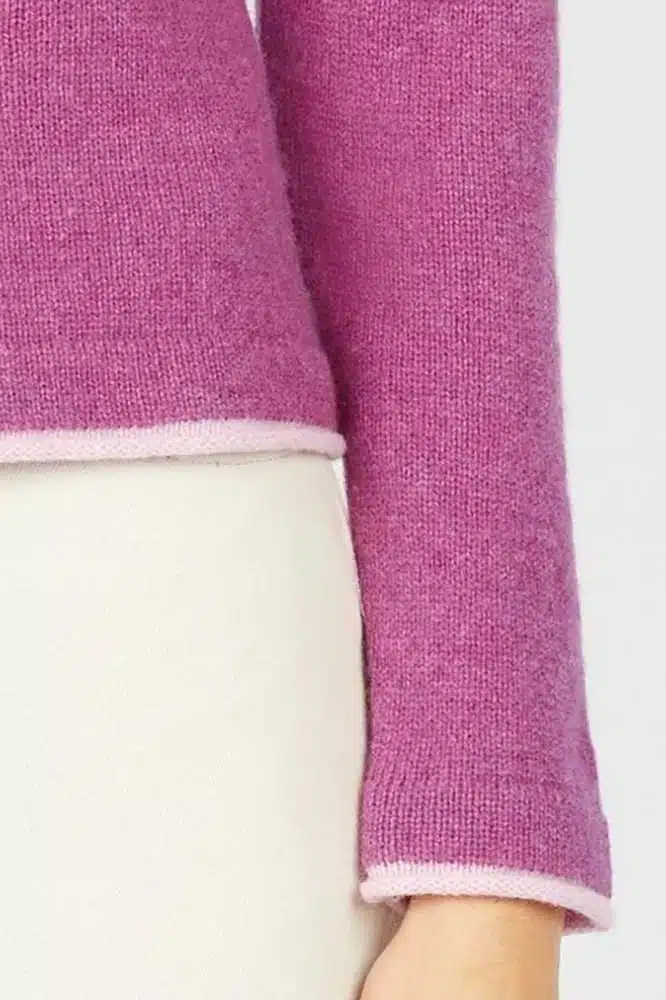 IrelandsEye Knitwear Killiney Cardigan Boysen Berry - La Vie en Rose Damesmode