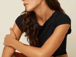 King Louie Cath Tee Halo Black - La Vie en Rose Damesmode