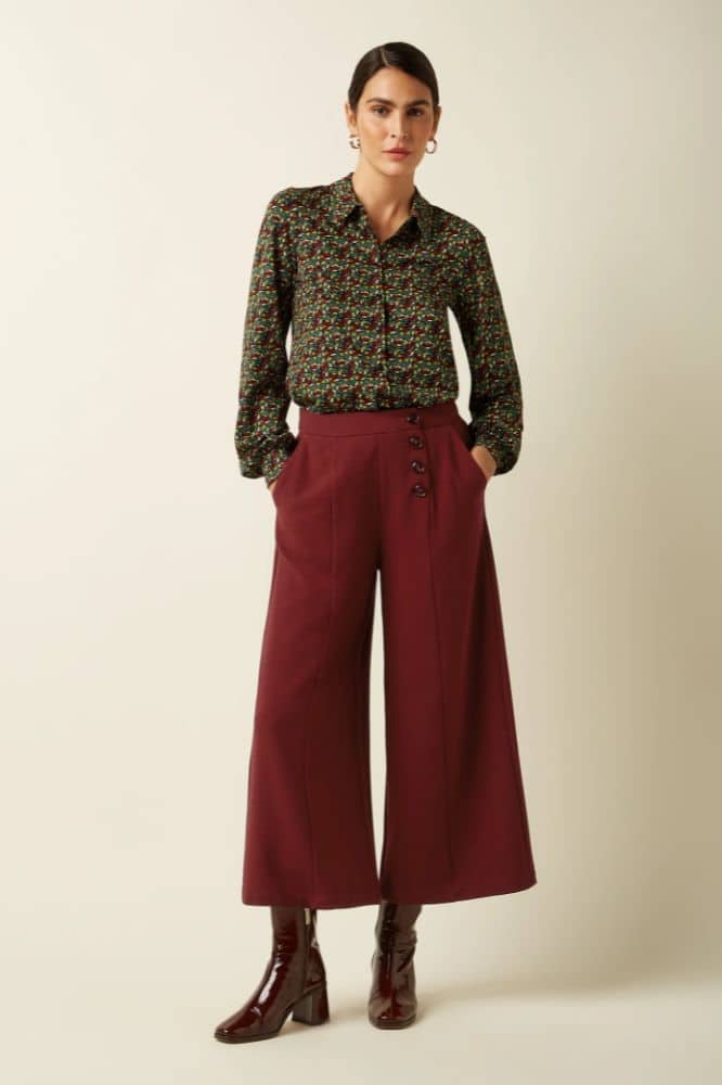 King Louie Maisie Blouse Mirth Jersey Rhubarb Red - La Vie en Rose Damesmode