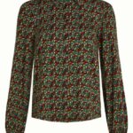 King Louie Maisie Blouse Mirth Jersey Rhubarb Red - La Vie en Rose Damesmode