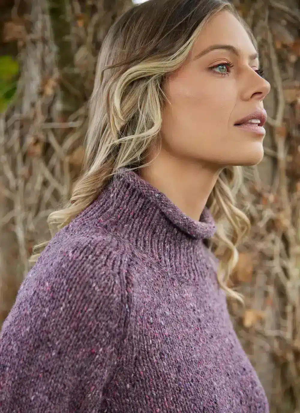 SI628MDM_Fisherman Donegal Fleck Saddle Shoulder Sweater in Dark Mauve (3)