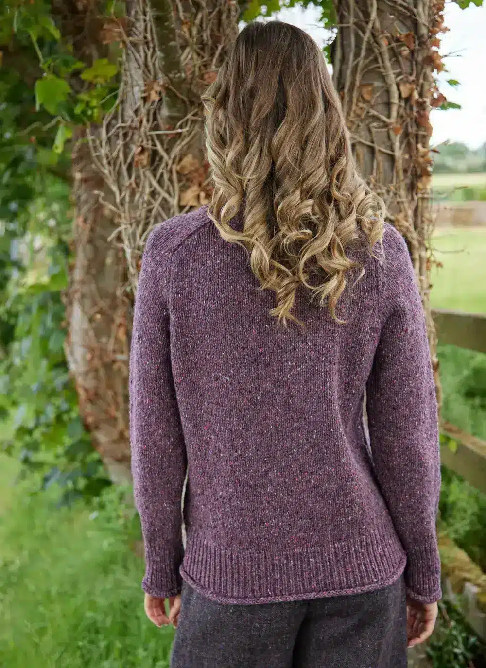 SI628MDM_Fisherman Donegal Fleck Saddle Shoulder Sweater in Dark Mauve (3)