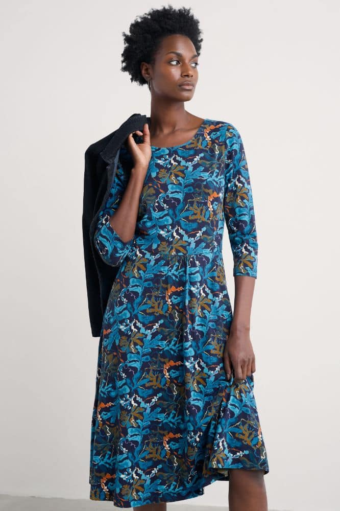 Seasalt Cornwall April Dress Floating Fronds Maritime - La Vie en Rose Damesmode Enkhuizen