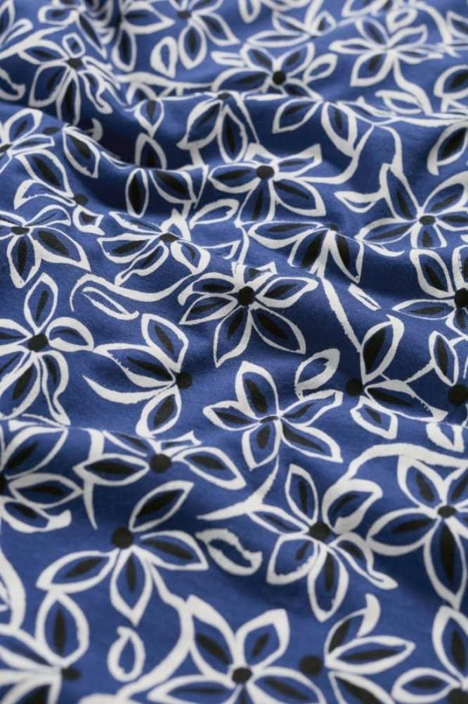 Seasalt Cornwall Secret Cove Dress Harbour Floral Washed Marine - La Vie en Rose Damesmode