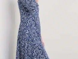 Seasalt Cornwall Secret Cove Dress Harbour Floral Washed Marine - La Vie en Rose Damesmode