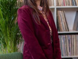 Very Cherry Blazer Corduroy Granate Red - La Vie en Rose Damesmode