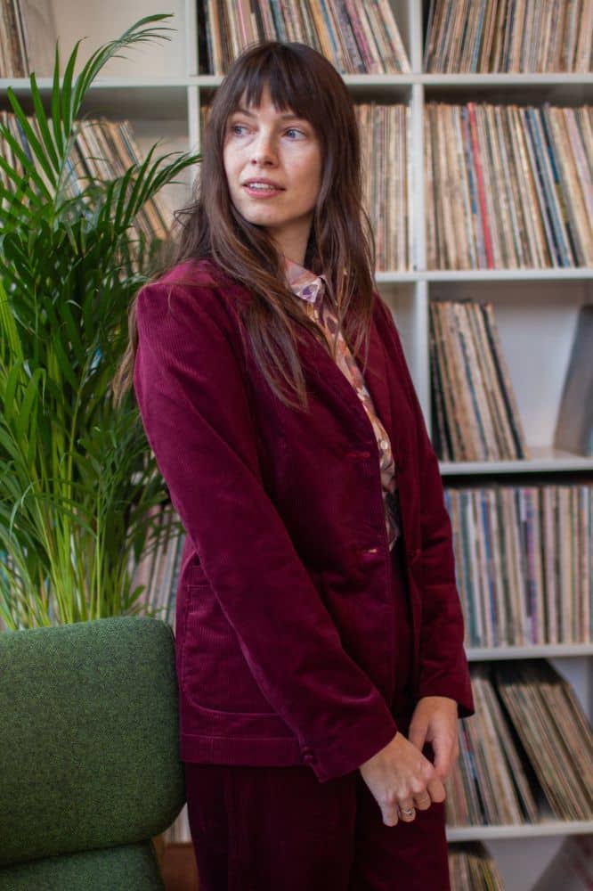 Very Cherry Blazer Corduroy Granate Red - La Vie en Rose Damesmode