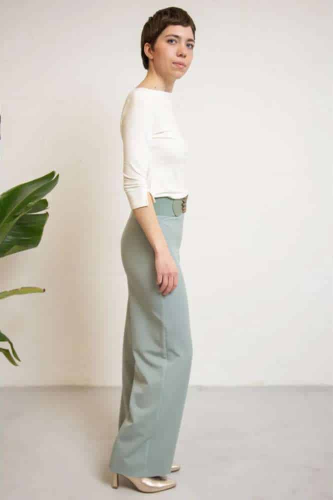 Very Cherry Boatneck Top Ecru Tricot Deluxe - La Vie en Rose Damesmode