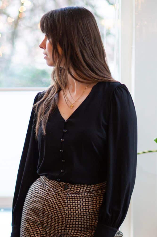 Very Cherry Celia Blouse Black Tricot Deluxe - La Vie en Rose Damesmode