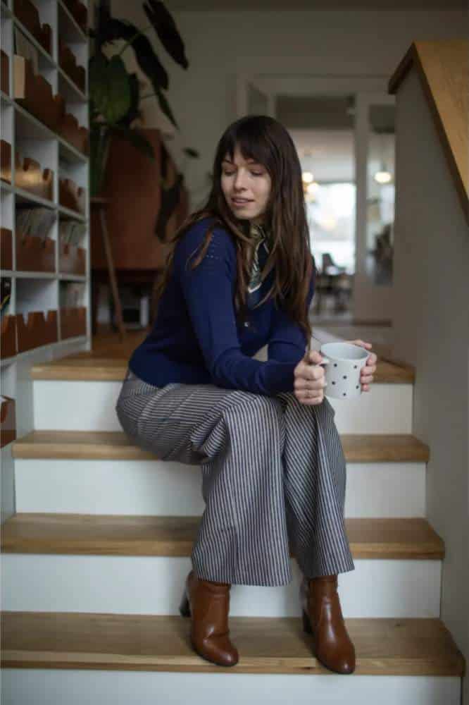 Very Cherry Lucia V-Neck Cardigan Marine - La Vie en Rose Damesmode