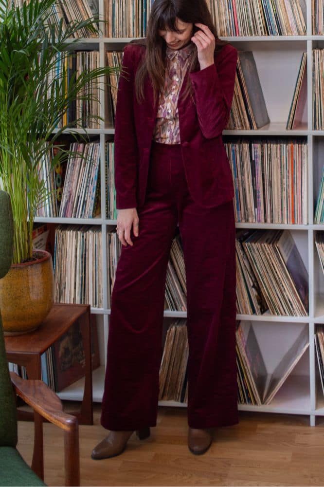 Very Cherry Marlene Pants Corduroy Granate Red - La Vie en Rose Damesmode