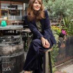 Very Cherry Marlene Pants Corduroy Marino - La Vie en Rose Damesmode