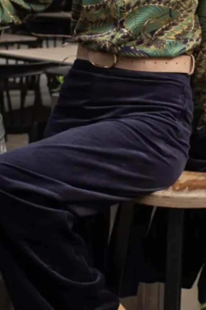 Very Cherry Marlene Pants Corduroy Marino - La Vie en Rose Damesmode