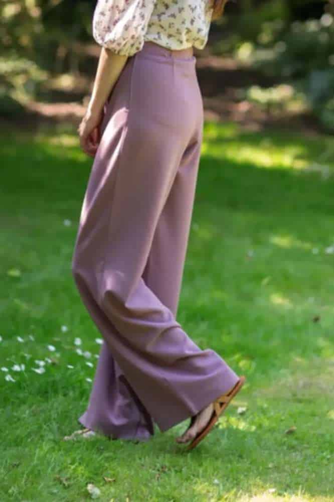 Very Cherry Marlene Pants Lila Gabardine - La Vie en Rose Damesmode