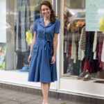 Very Cherry Revers Dress Lights Denim Indigo - La Vie en Rose Damesmode