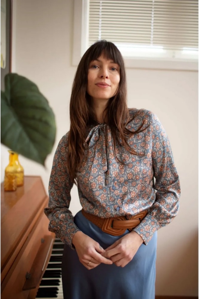 Very Cherry Ruffle Blouse Autumn BLoom- La Vie en Rose Damesmode