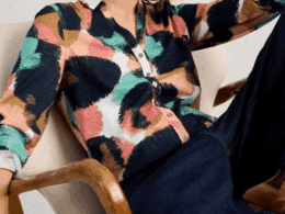 White Stuff Annie Jersey Shirt Navy Print - La Vie en Rose Damesmode