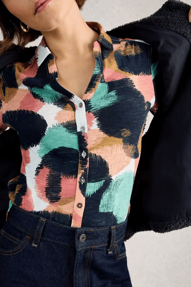 White Stuff Annie Jersey Shirt Navy Print - La Vie en Rose Damesmode