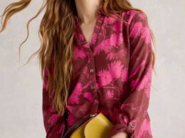 White Stuff Annie Jersey Shirt Plum Print - La Vie en Rose Damesmode