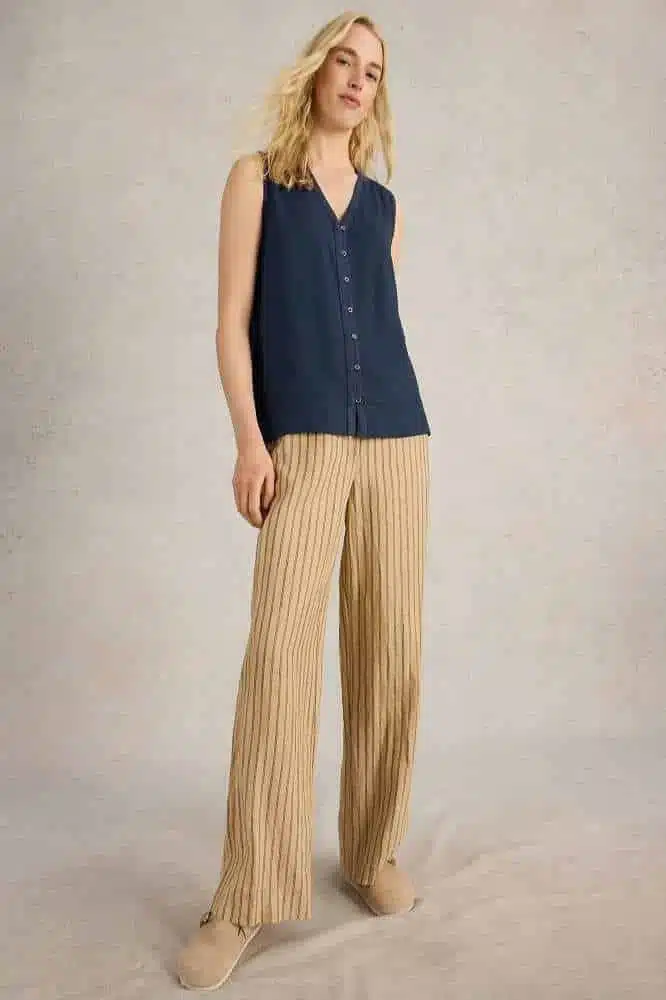 White Stuff Delilah Button Top Dark Navy - La Vie en Rose Damesmode