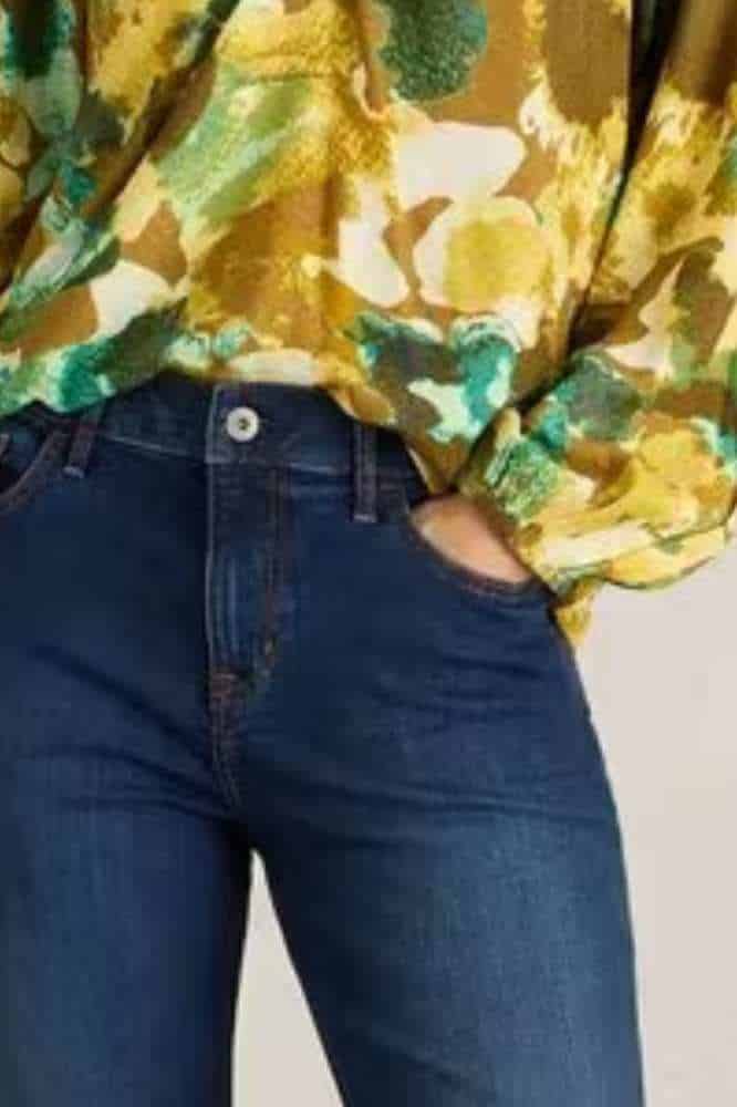 White Stuff Harriet Bootcut Jeans Mid Denim - La Vie en Rose Damesmode