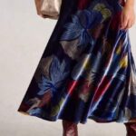 White Stuff Hope Bias Velvet Skirt - La Vie en Rose Damesmode