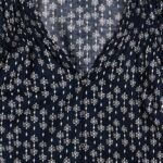 White Stuff Rae Organic Cotton Top Nay Print- La Vie en Rose Damesmode