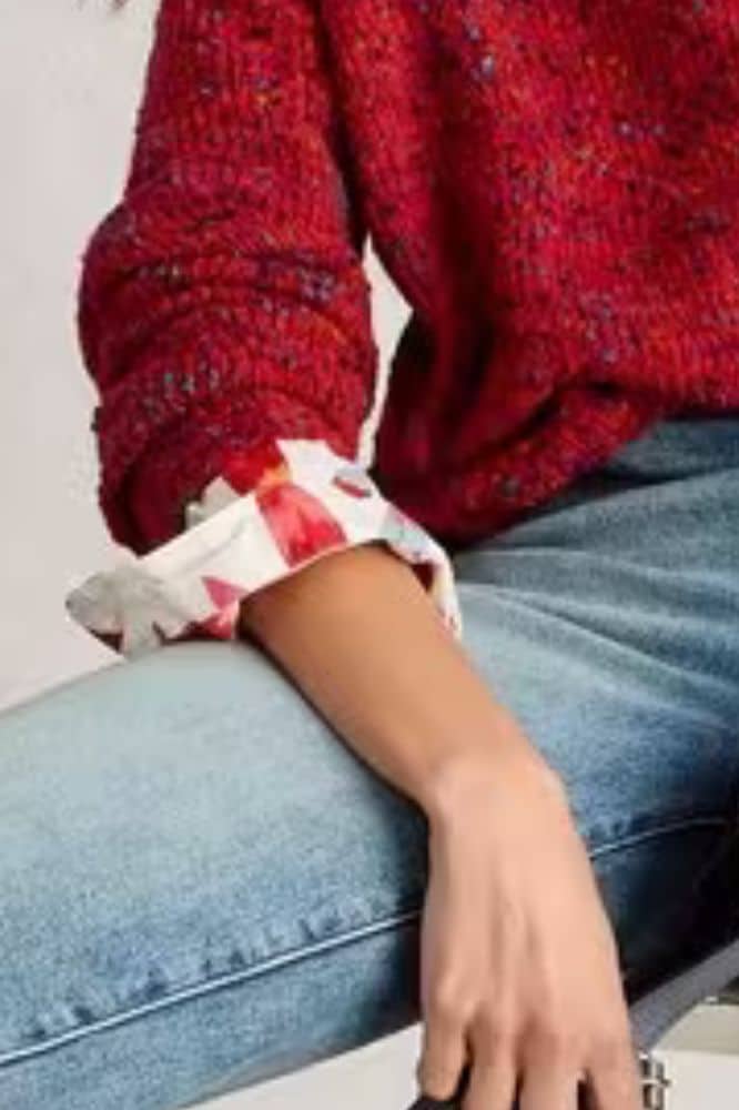 White Stuff Texture V Neck J umper Mid Red - La Vie en Rose Damesmode