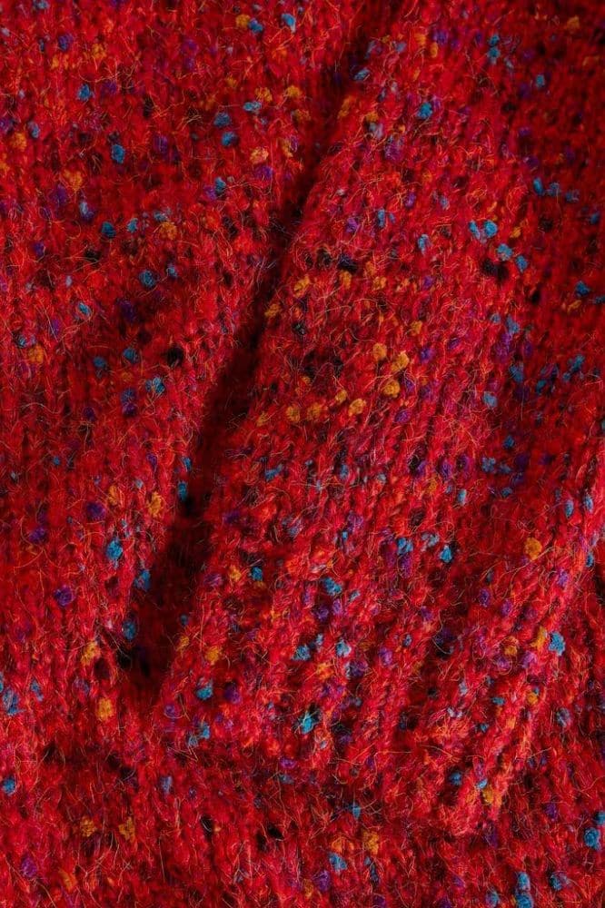 White Stuff Texture V Neck J umper Mid Red - La Vie en Rose Damesmode