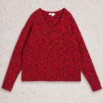 White Stuff Texture V Neck J umper Mid Red - La Vie en Rose Damesmode