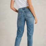 White Stuff Tilly Tapered Jeans Light Denim - La Vie en Rose Damesmode