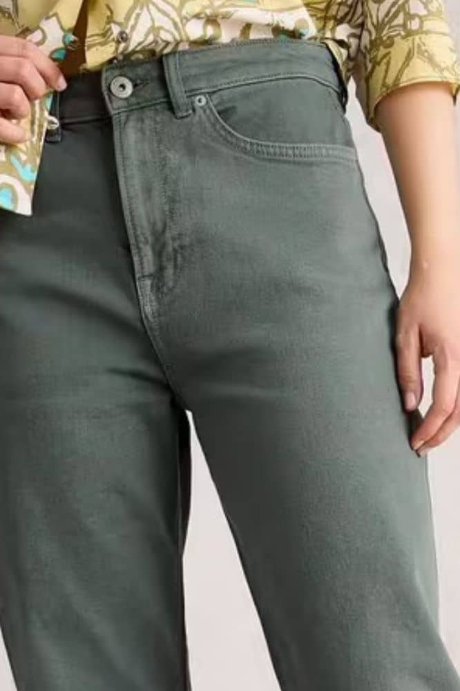 White Stuff Tilly Tapered Jeans Mid Green - La Vie en Rose Damesmode
