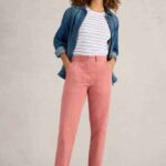 White Stuff Twister Chino Trouser Mid Red - La Vie en Rose Damesmode