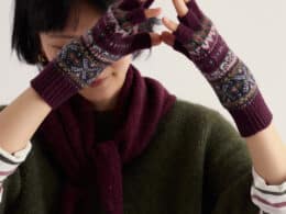 Seasalt Cornwall Mabyn Mittens Larkspur Dark Hellebore